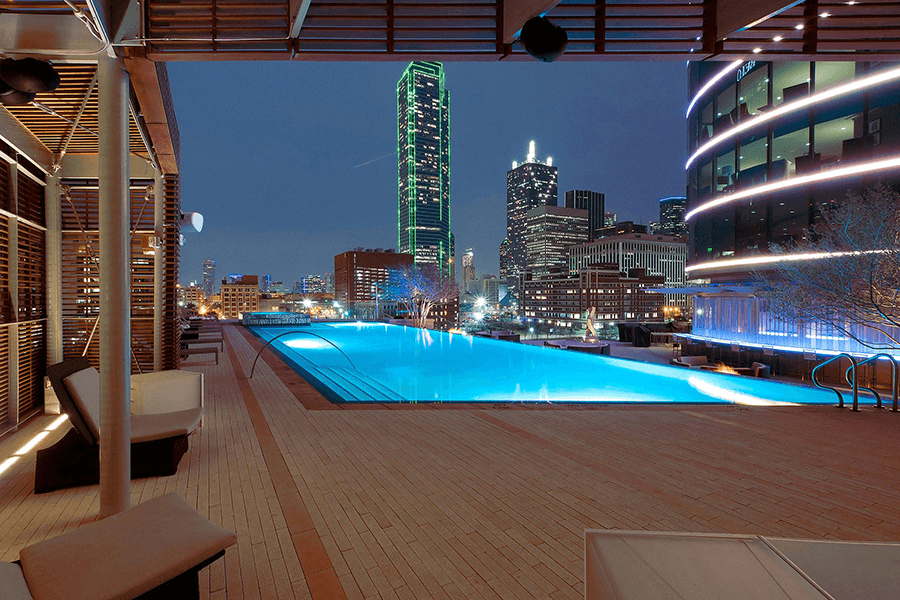 omni-dallas-hotel-pool-view-at-night
